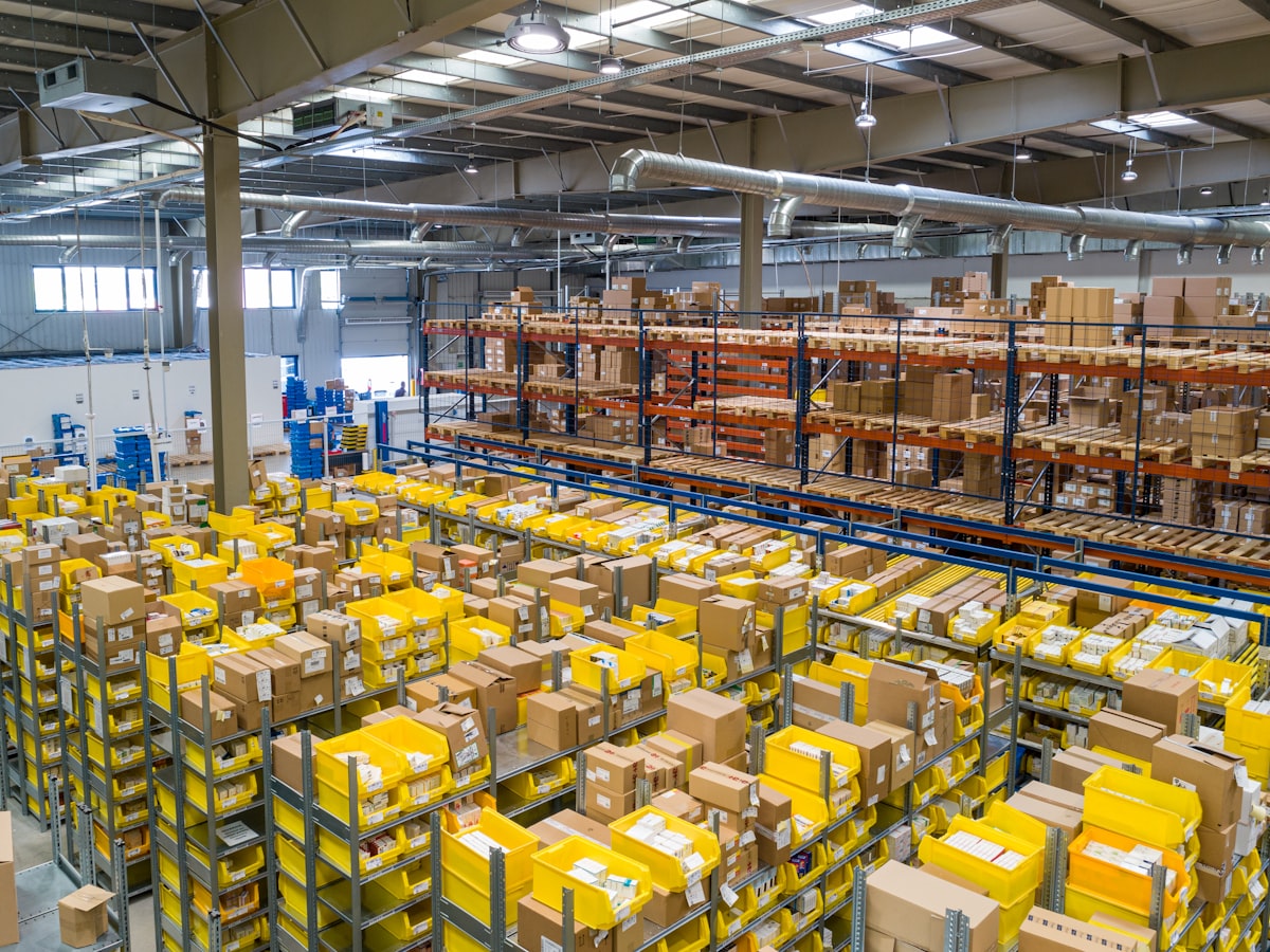 Armazém de distribuição em operação
